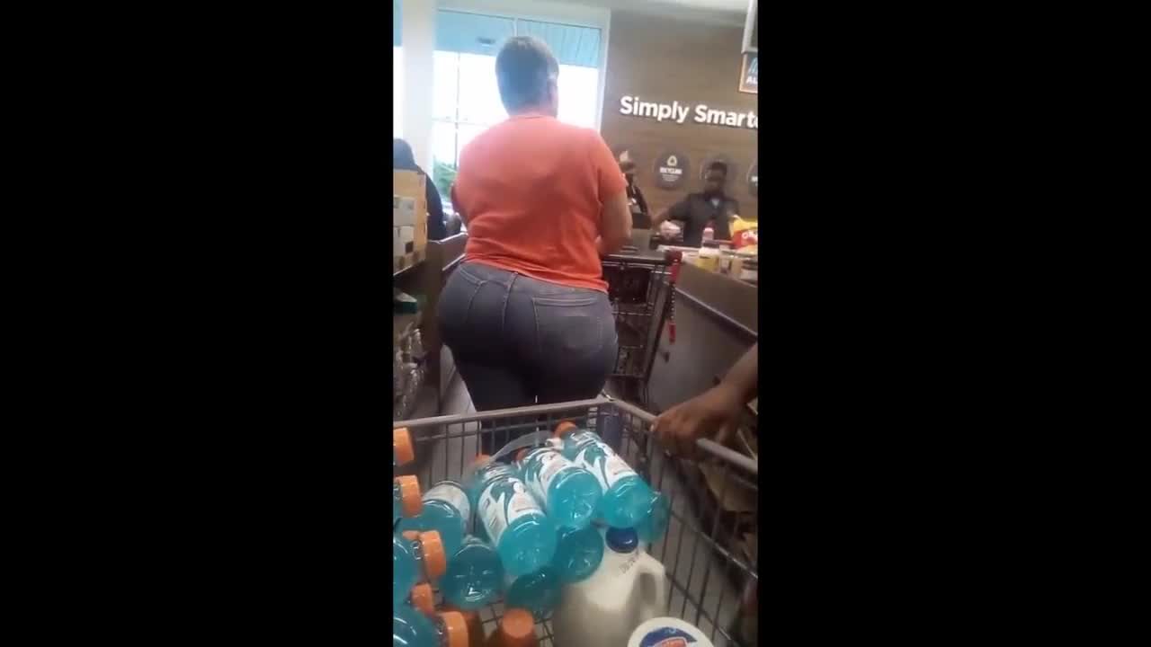 Big booty white granny monster donk nut buster : MatureTube.cc